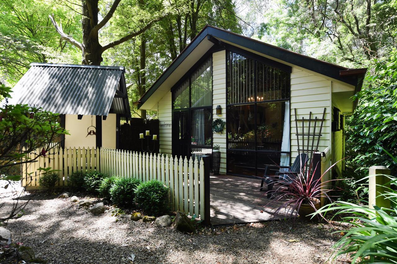 Cambridge Cottages Olinda Exterior photo