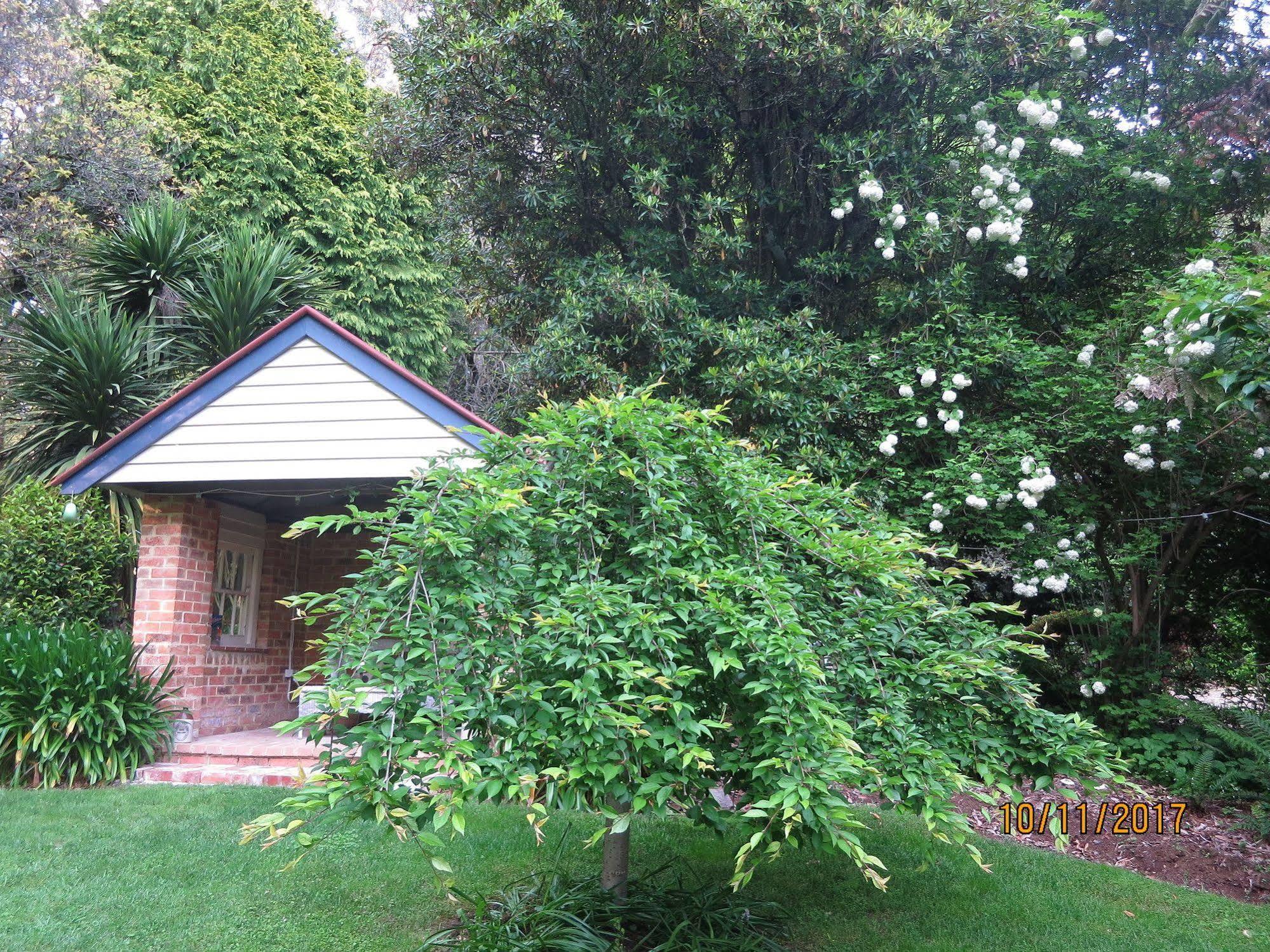 Cambridge Cottages Olinda Exterior photo